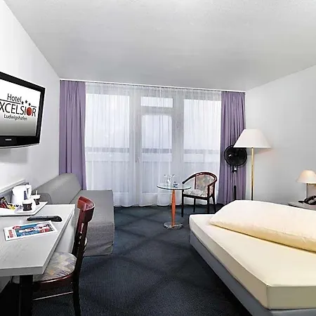 Отель Excelsior 3*